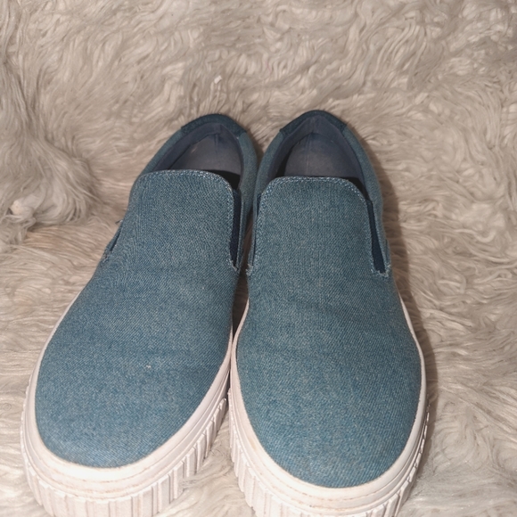Nine West Slip On Loafers - Picture 3 of 7